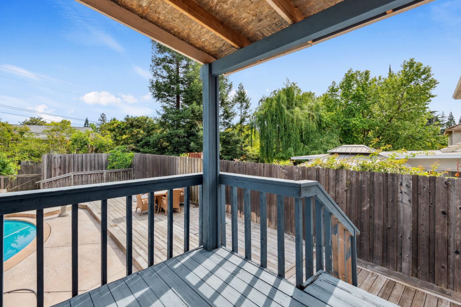 8518 Rolling Green Way