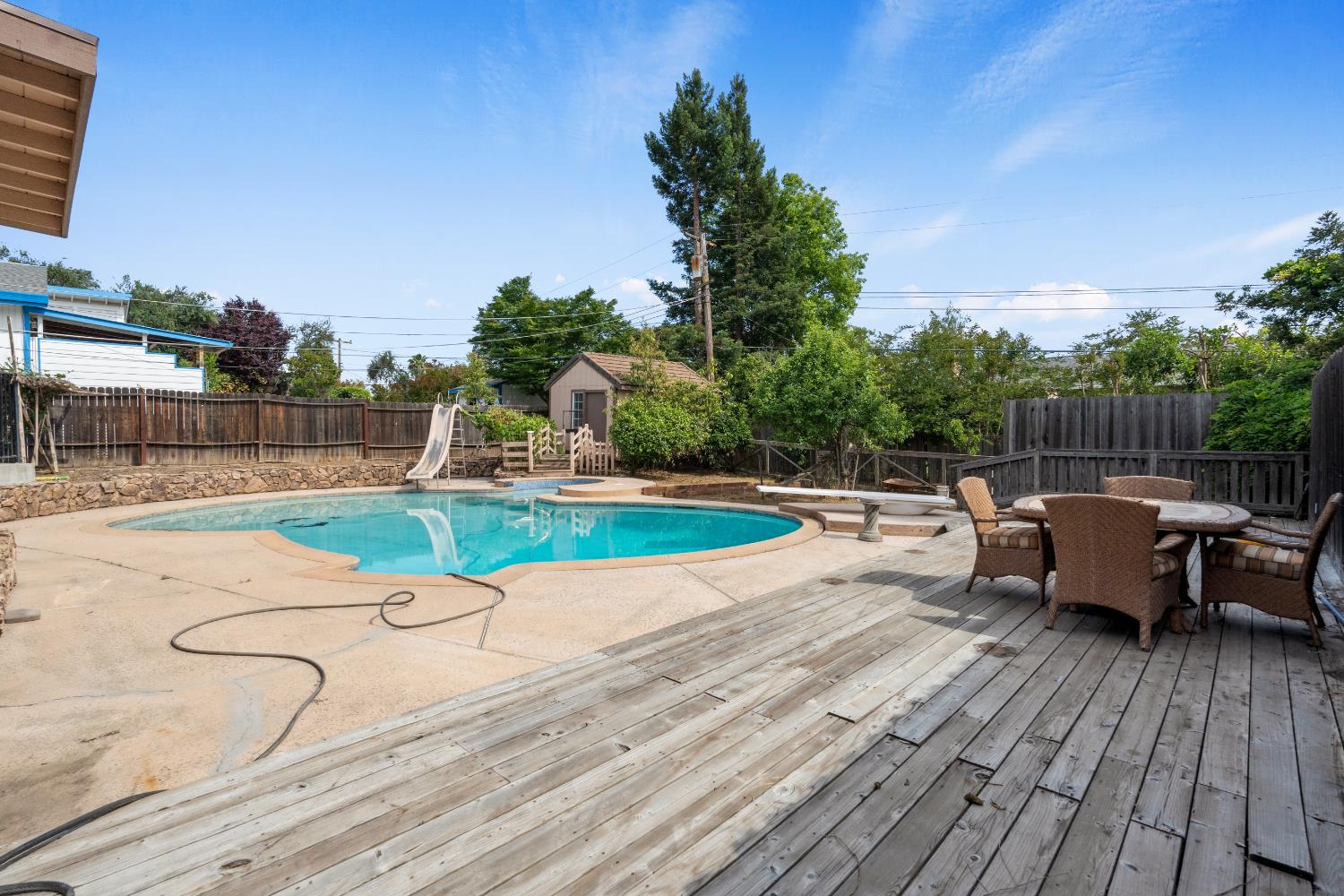 8518 Rolling Green Way