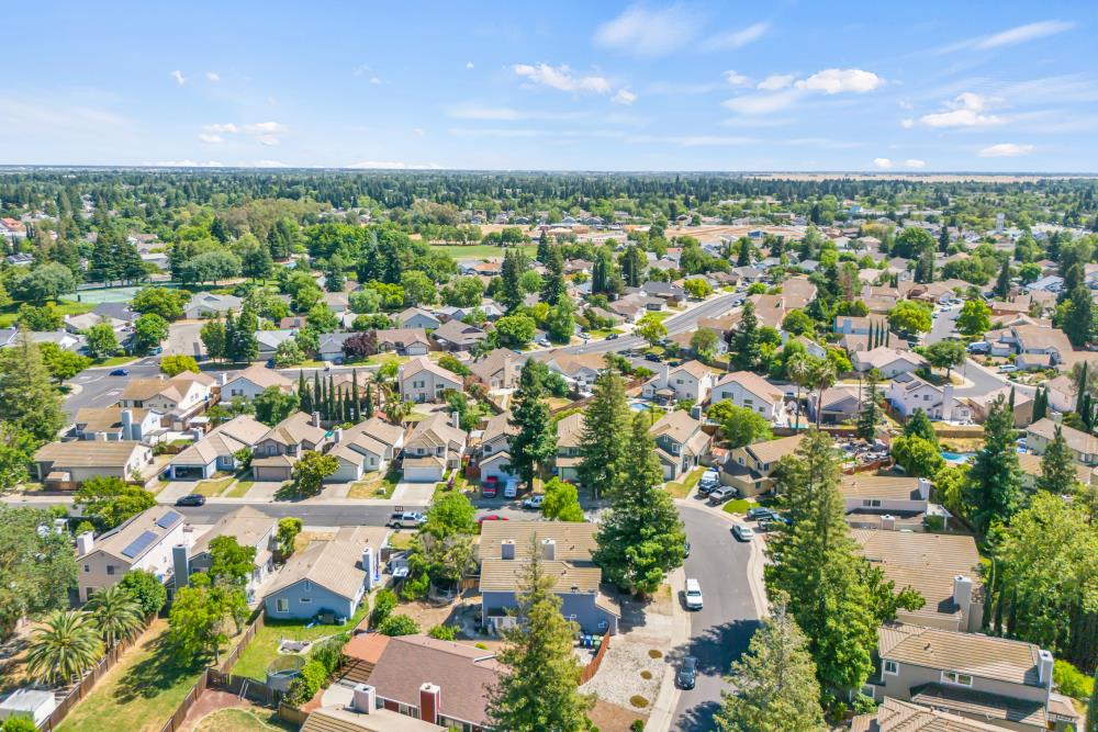 9004 Beryl Creek Way