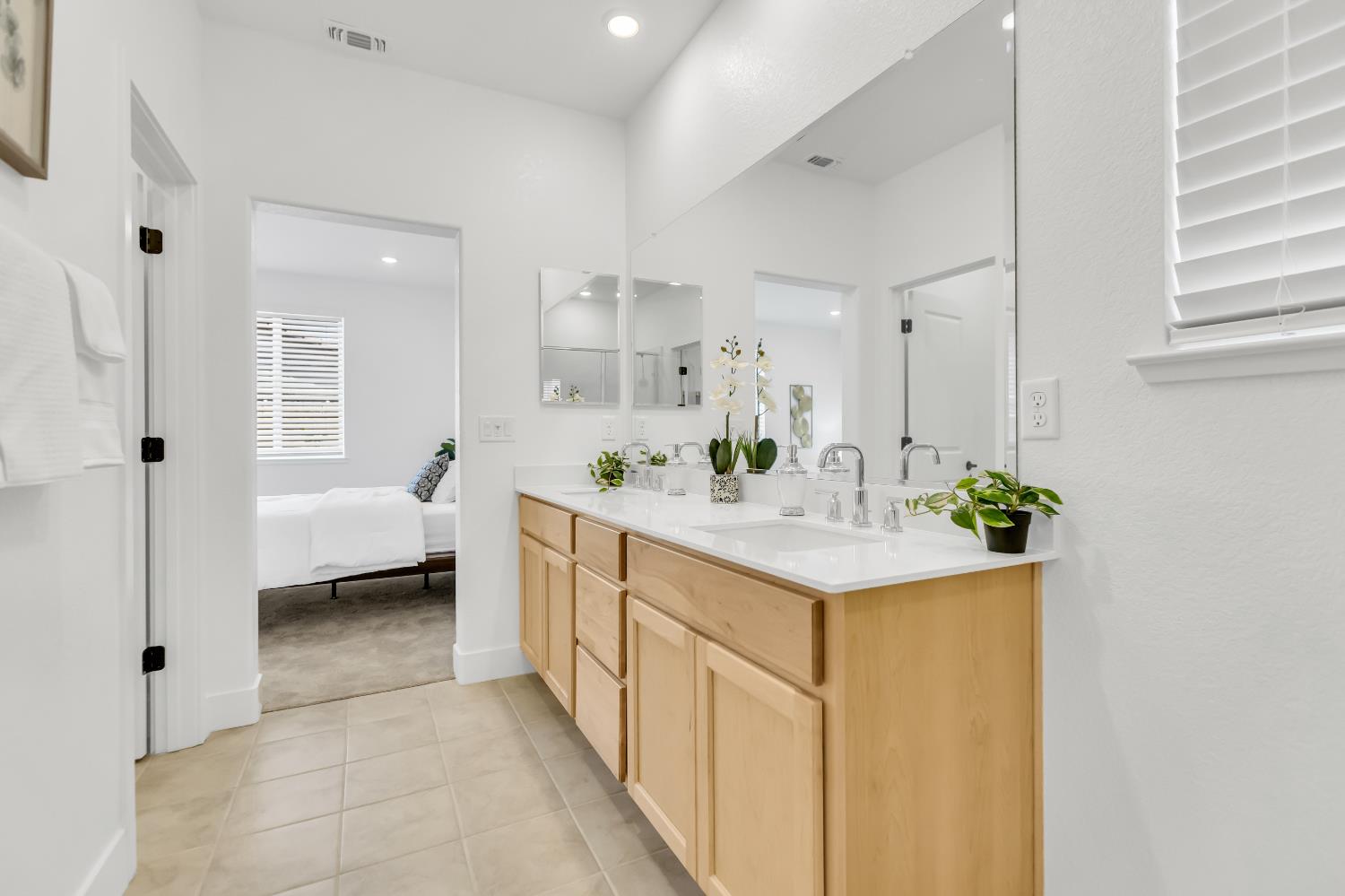 9901 JEFF HANDY Drive