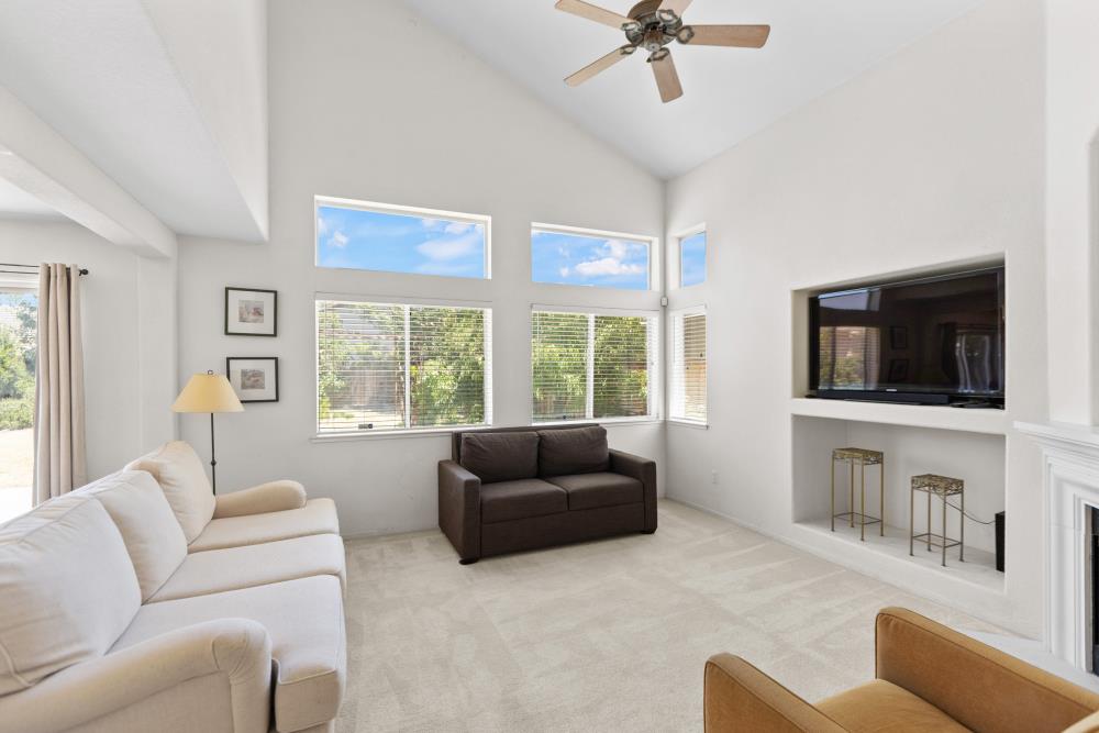 9635 FOREMAST Court