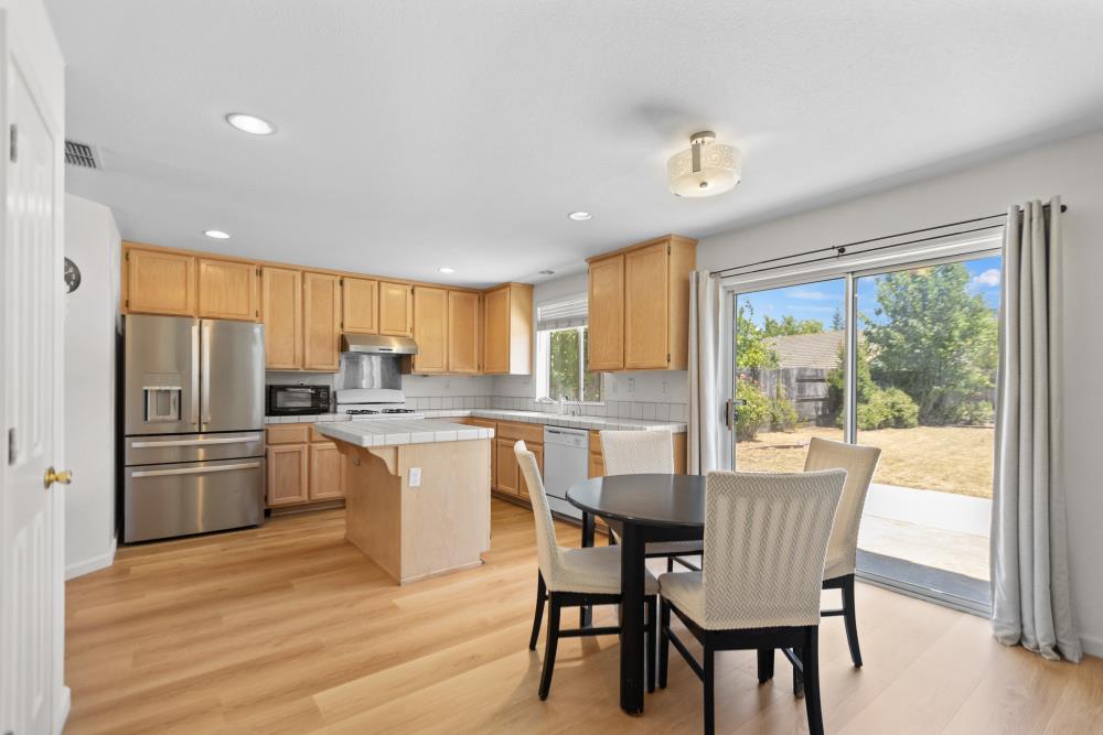 9635 FOREMAST Court