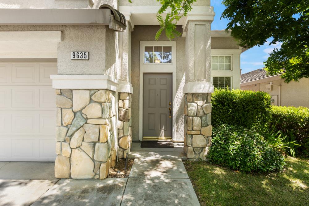 9635 FOREMAST Court