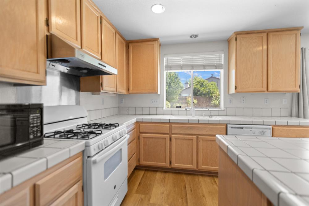 9635 FOREMAST Court