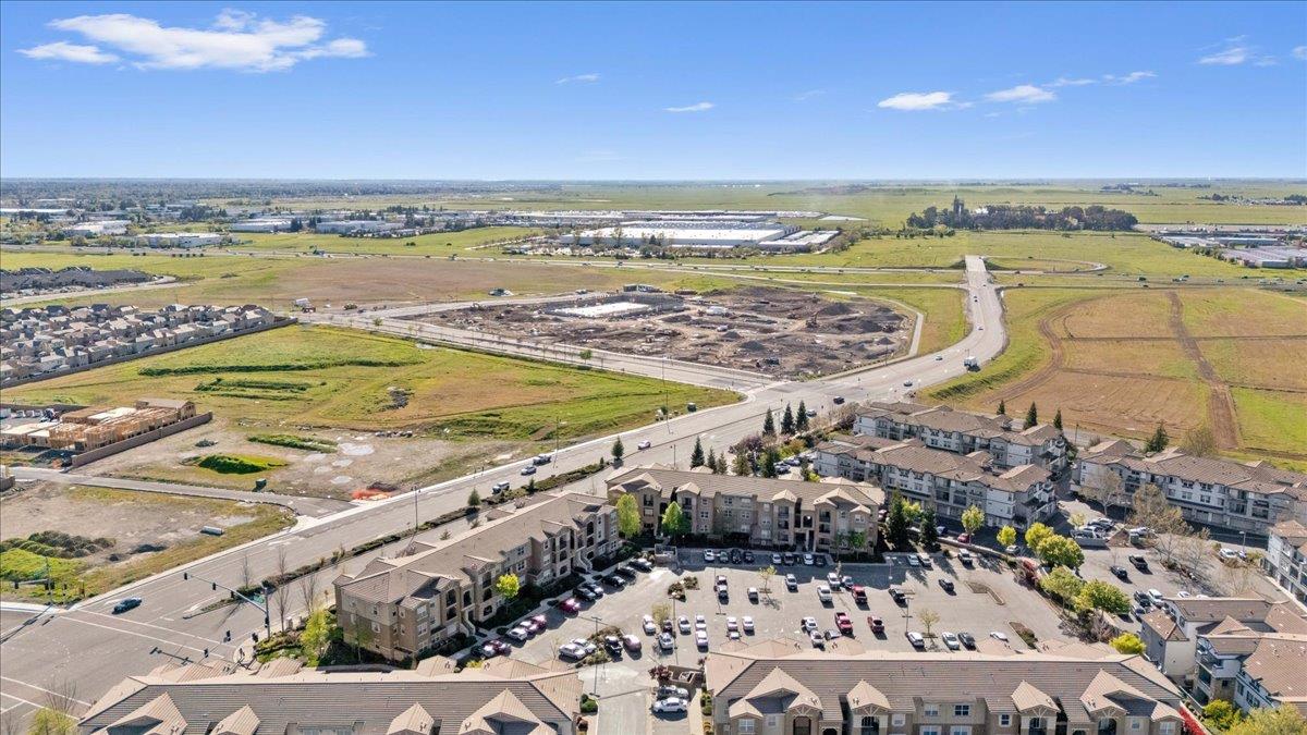 1181 Whitney Ranch Parkway 735