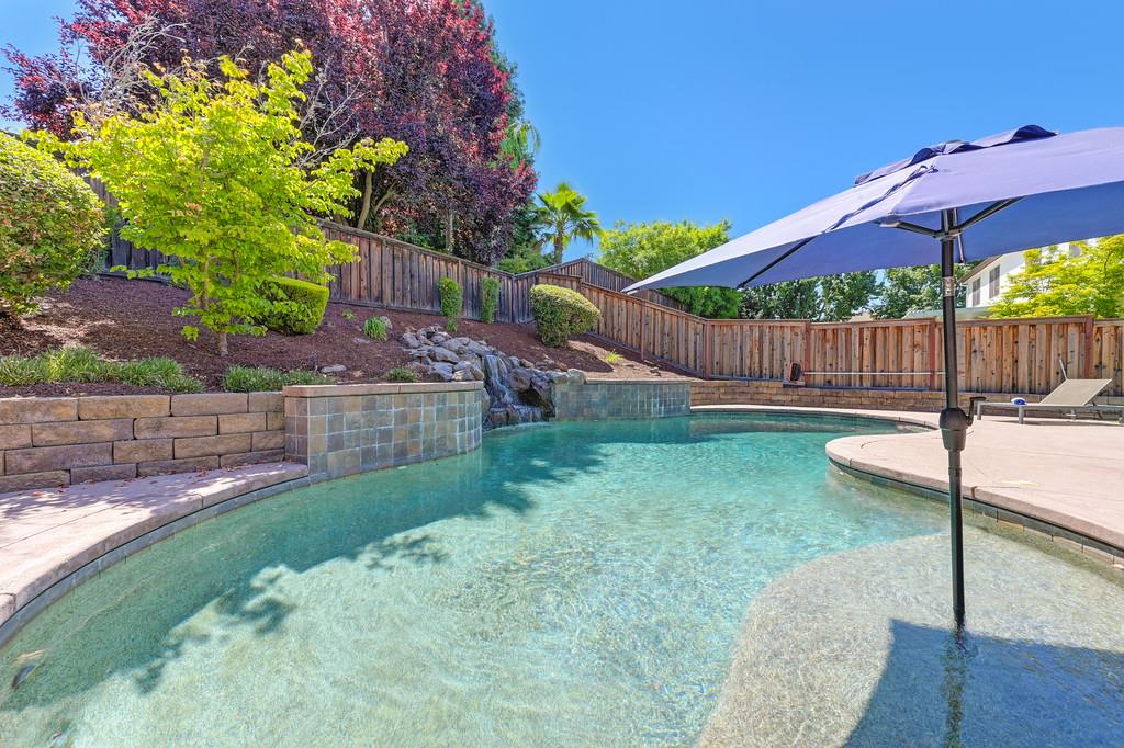 3510 Courtney Ct