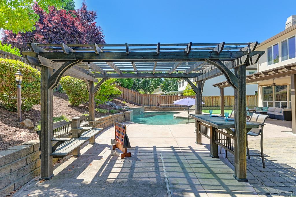 3510 Courtney Ct