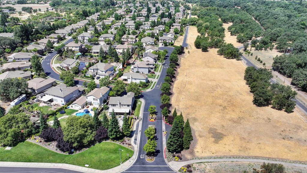 3510 Courtney Ct