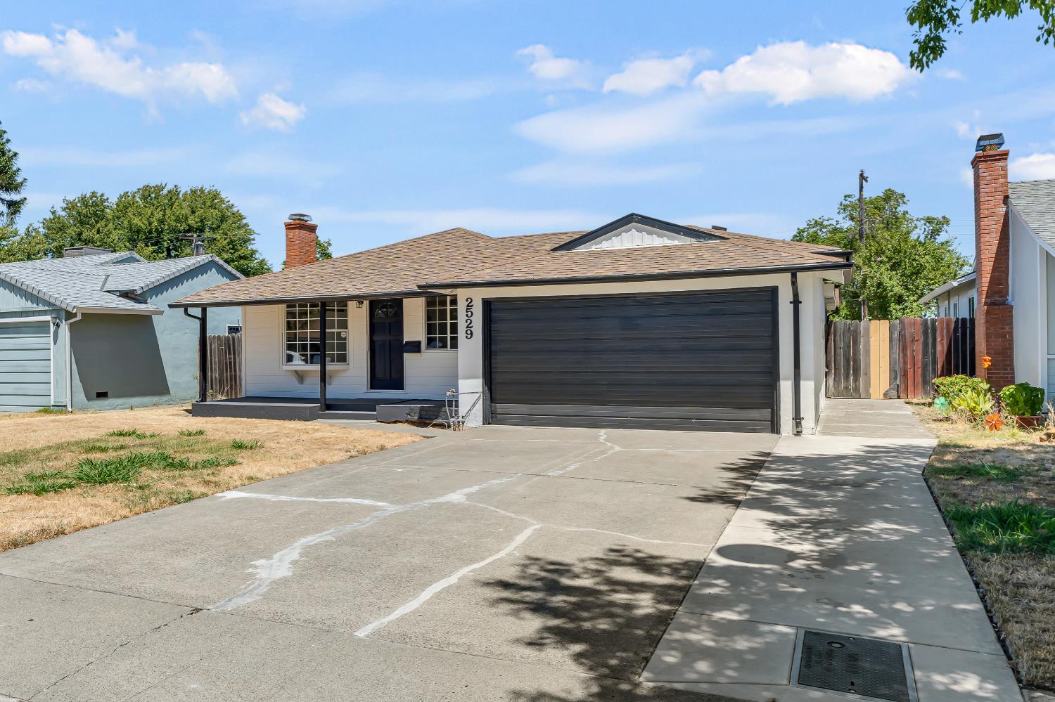 2529 Encinal Avenue