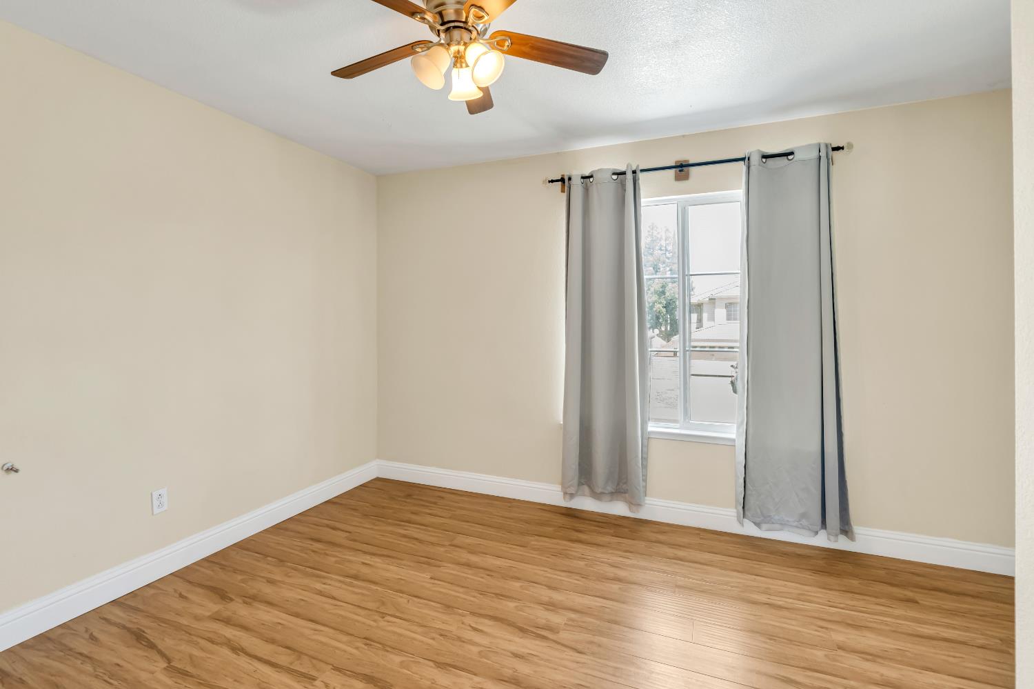 8280 Branchoak Court