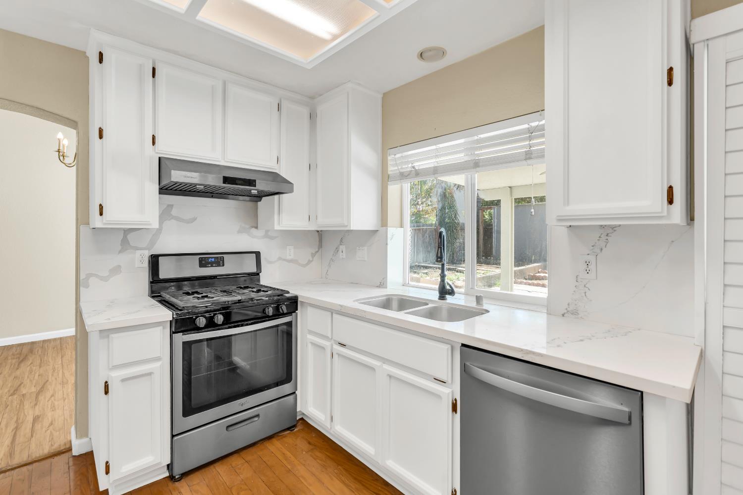 8280 Branchoak Court