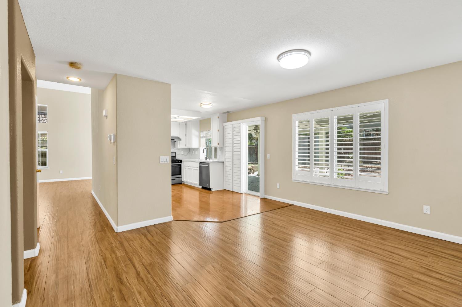 8280 Branchoak Court