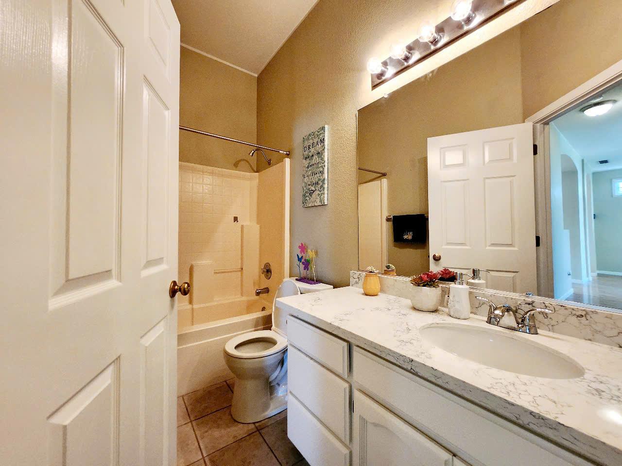 8874 Autumn Gold Court