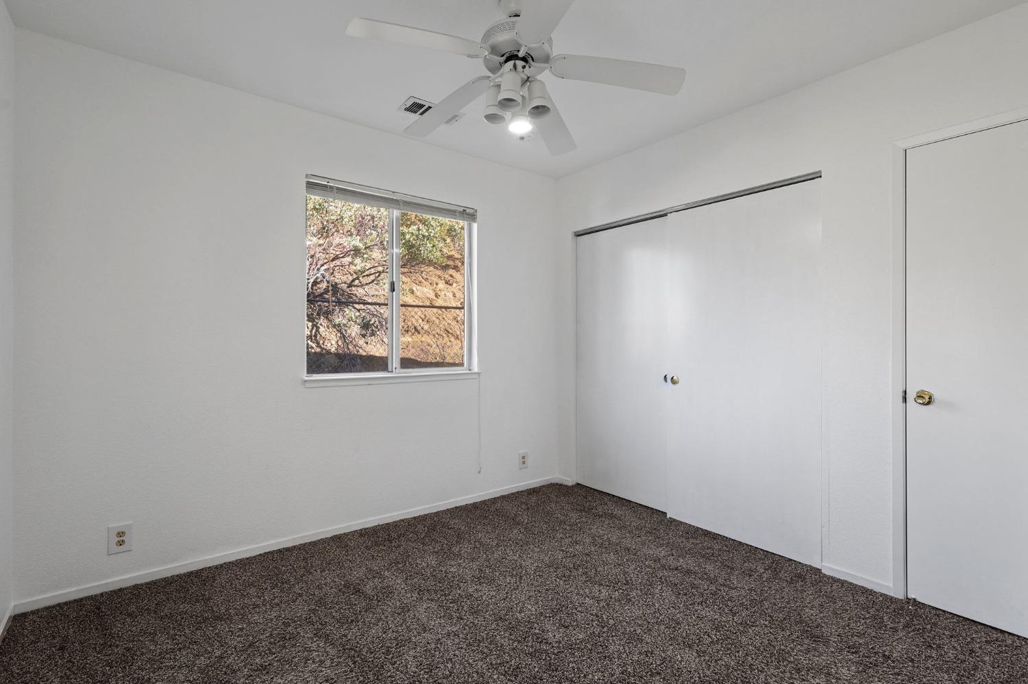 9504 Rattlesnake Lane