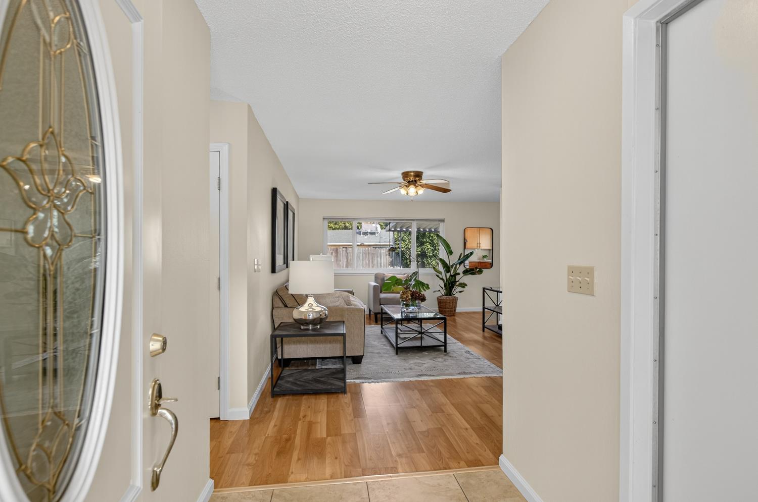 2803 GLEN ARVEN Way