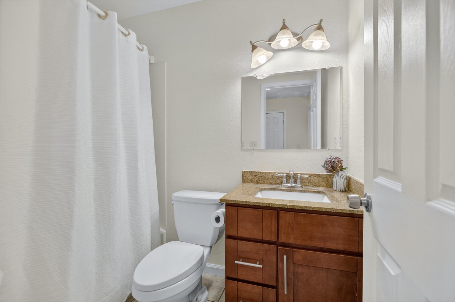 2803 GLEN ARVEN Way