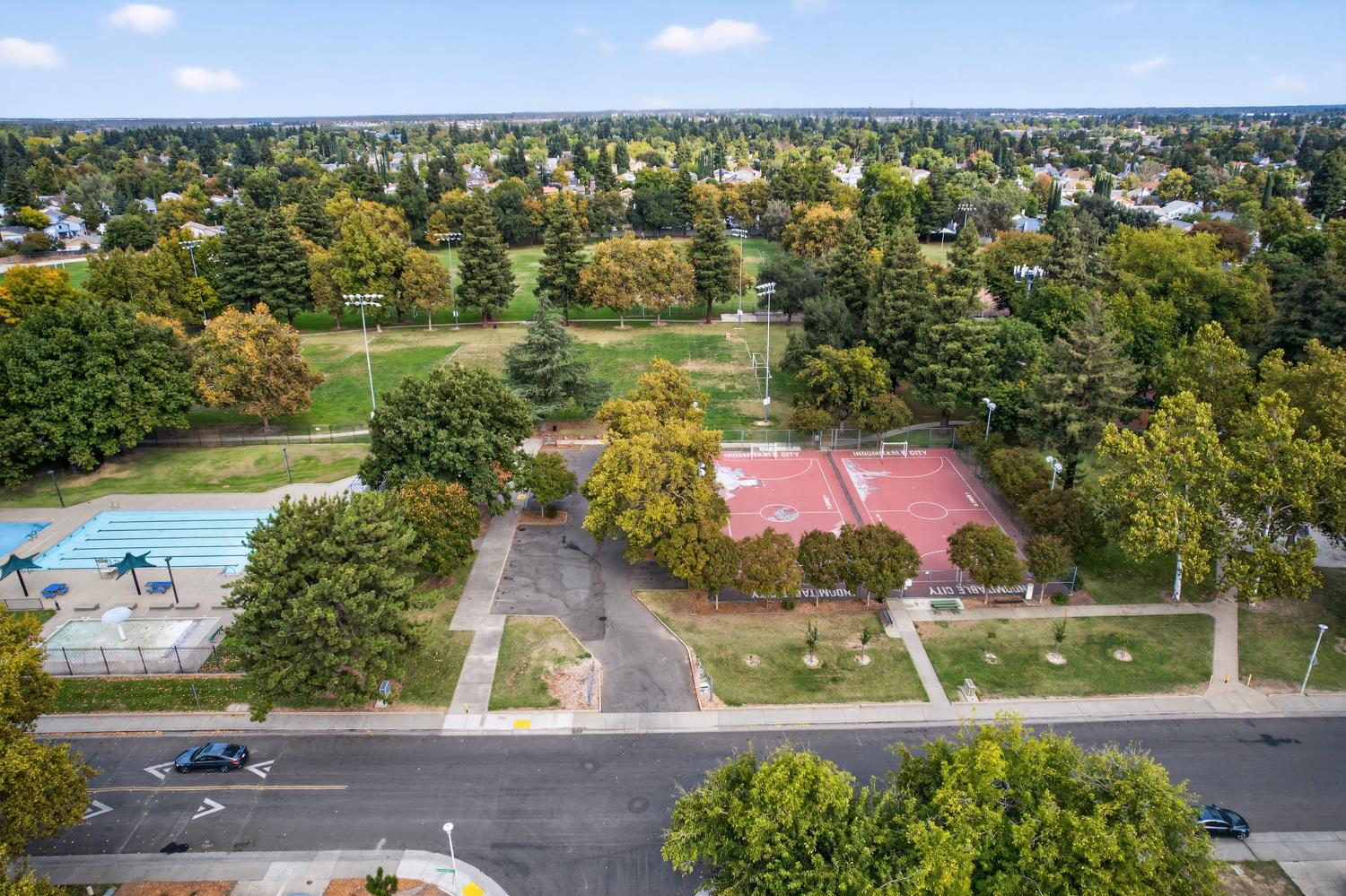 2803 GLEN ARVEN Way