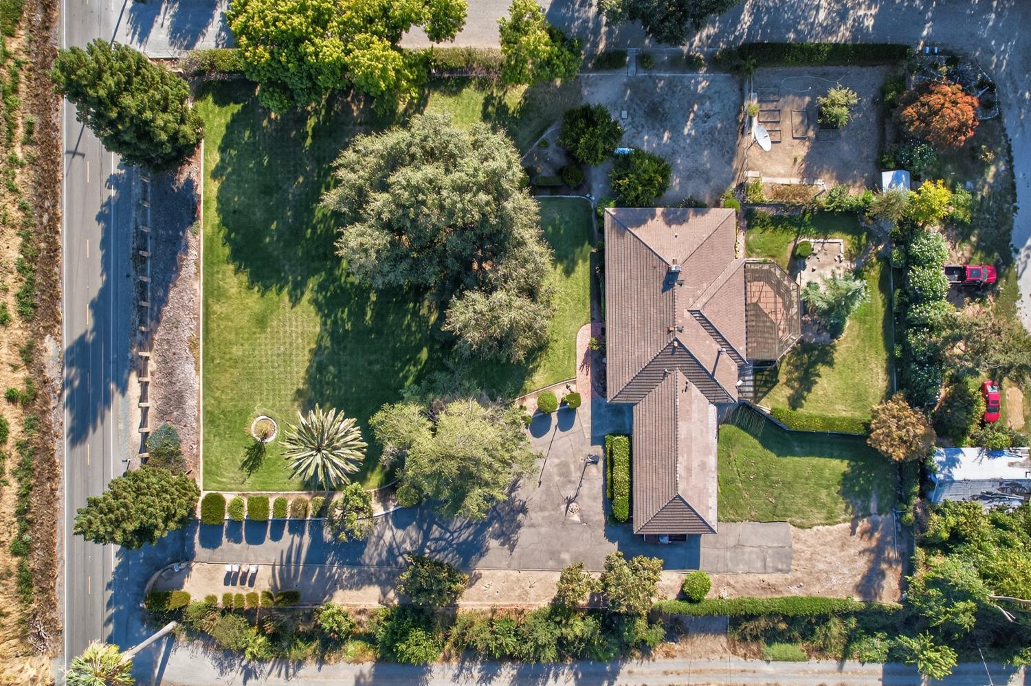 2205 DAVIS Road