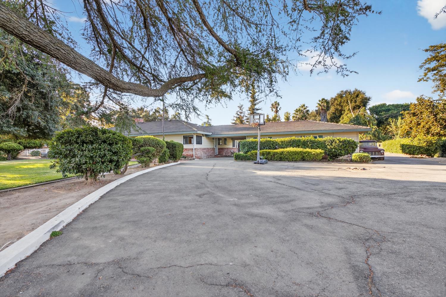 2205 DAVIS Road
