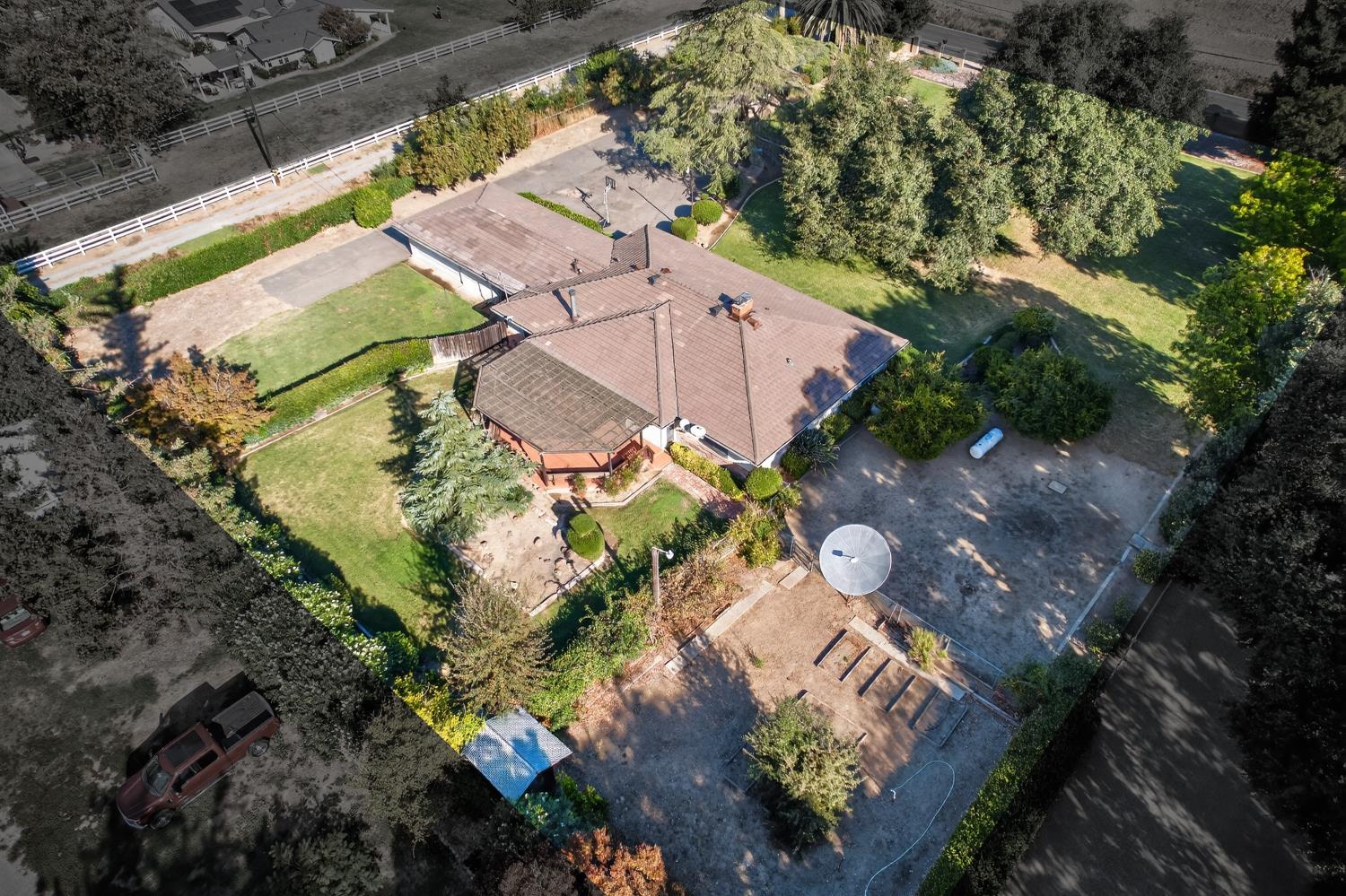 2205 DAVIS Road