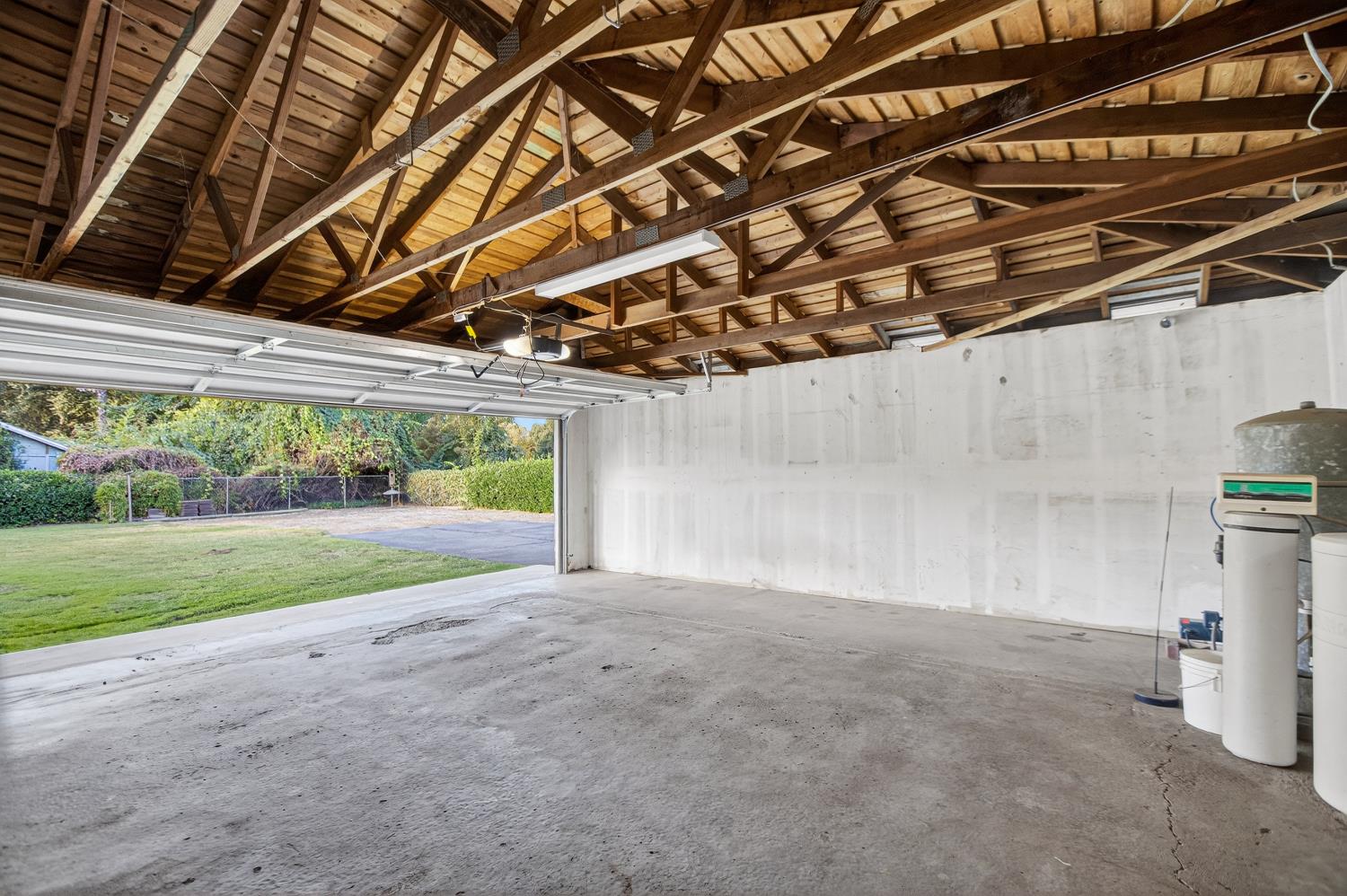 2205 DAVIS Road