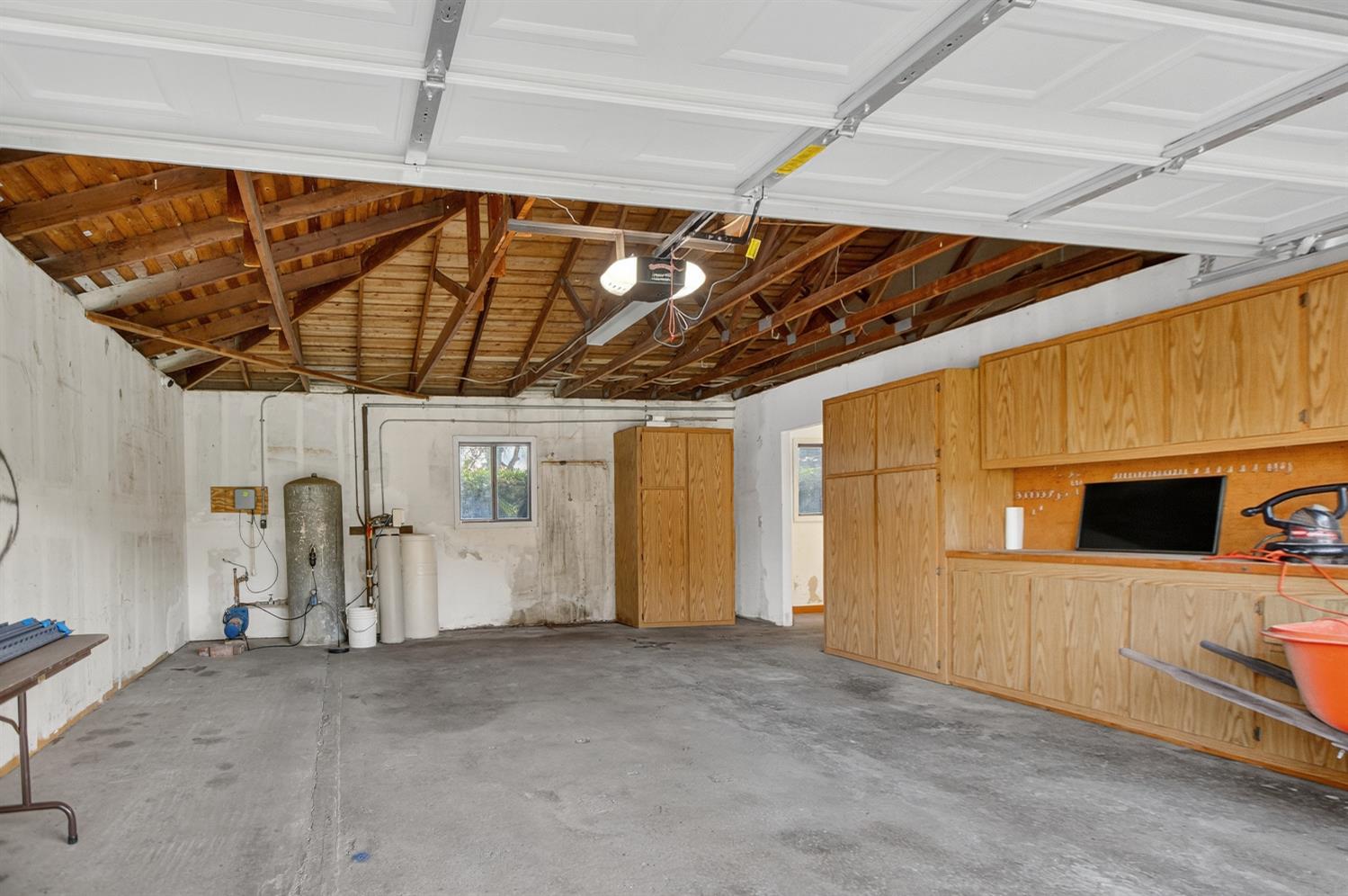 2205 DAVIS Road
