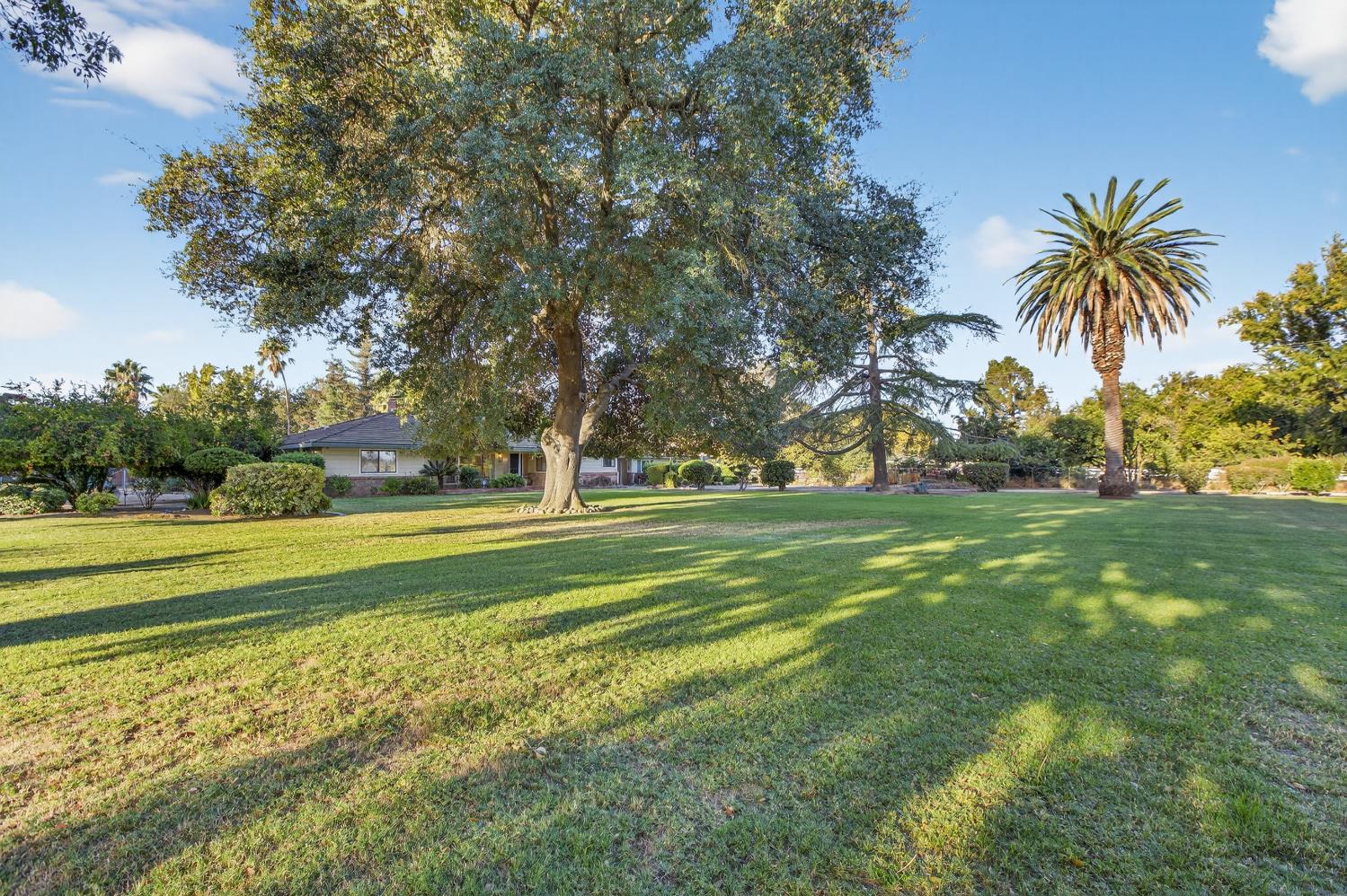 2205 DAVIS Road