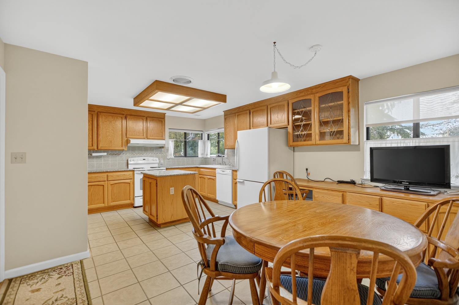 2205 DAVIS Road