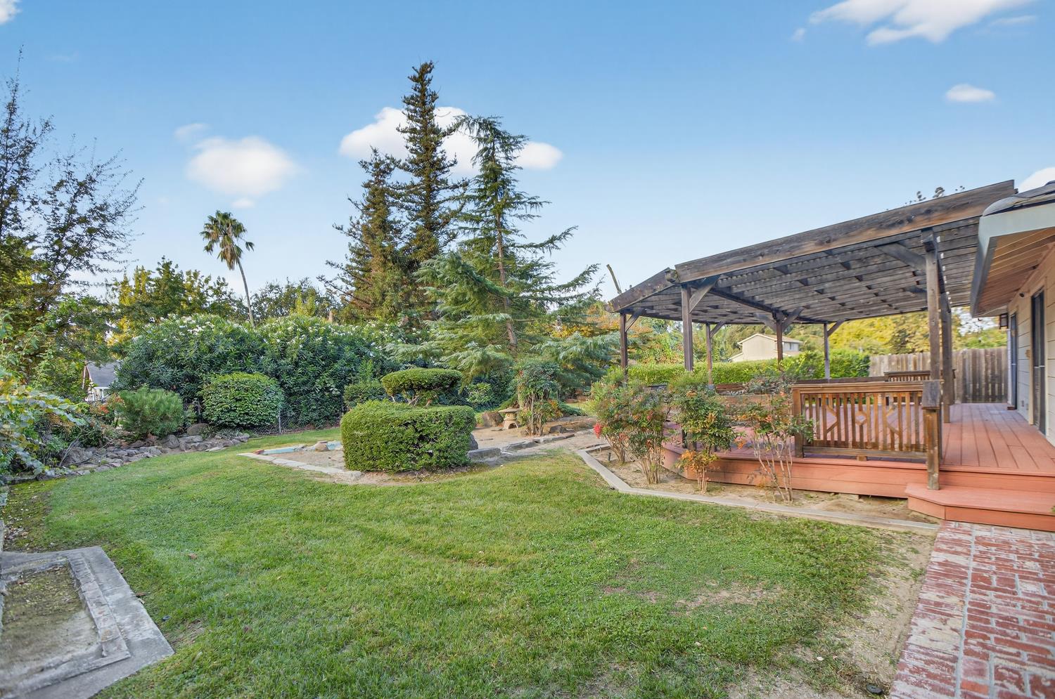 2205 DAVIS Road