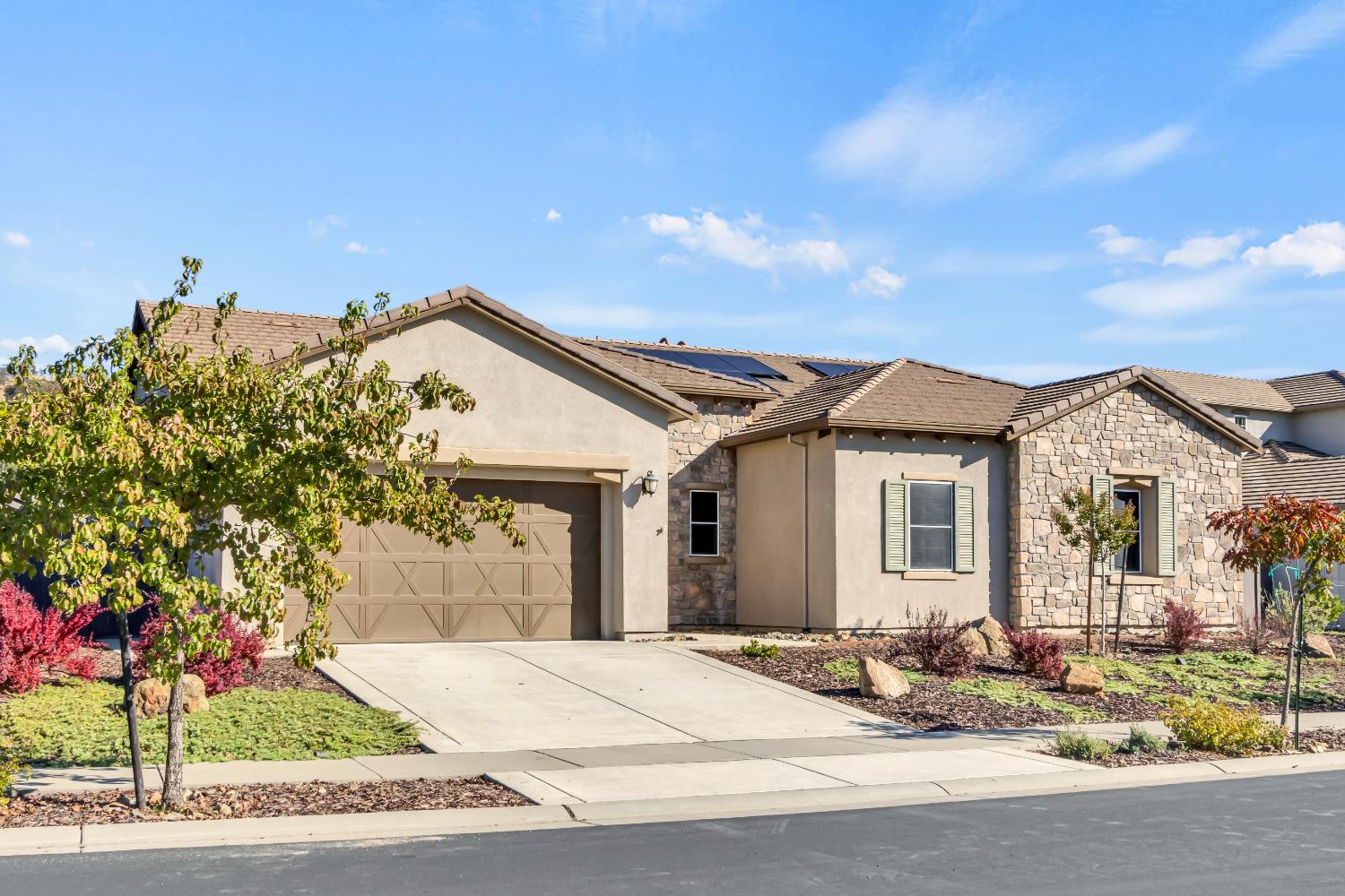 5076 Trailside Drive