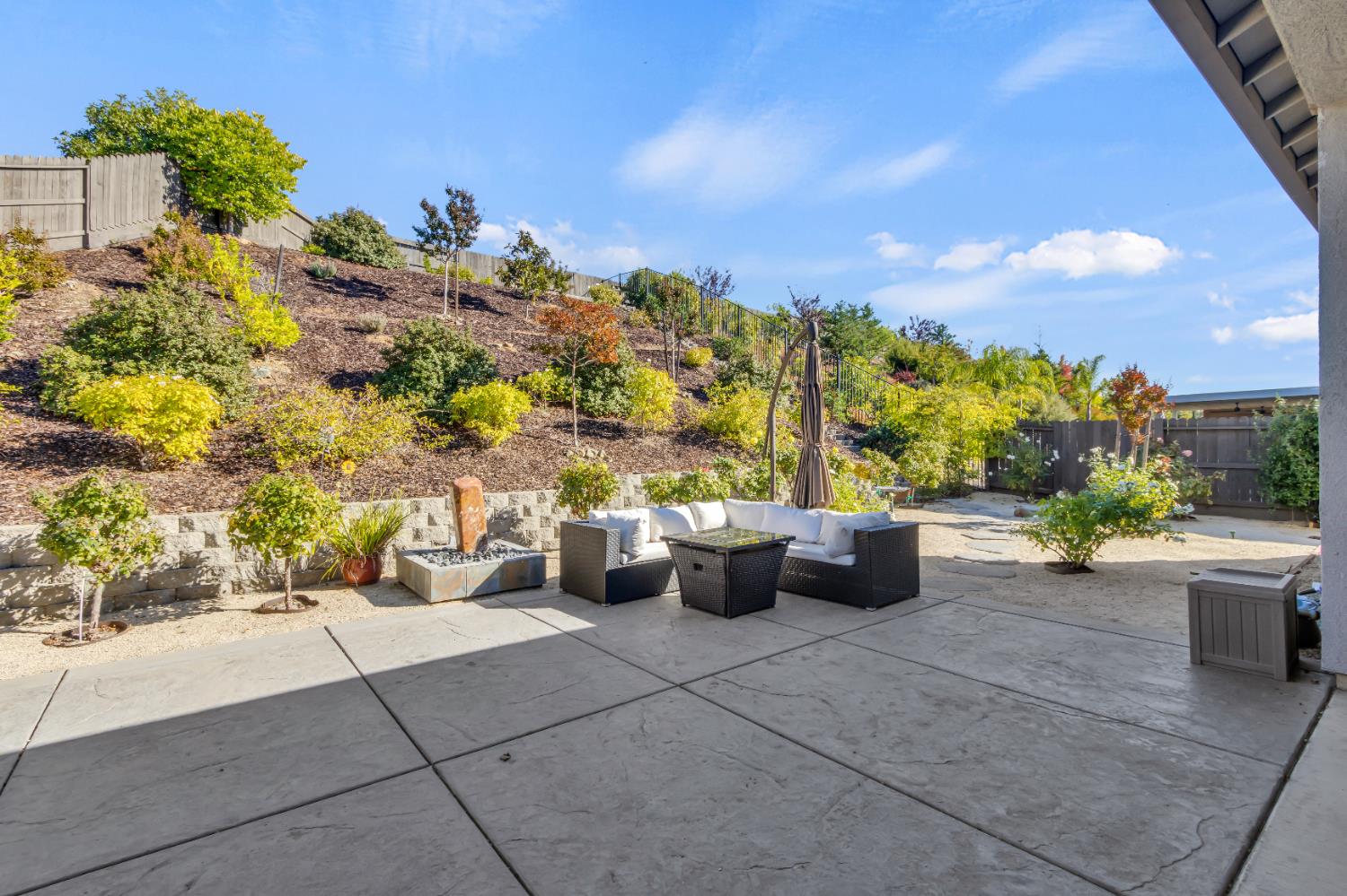 5076 Trailside Drive