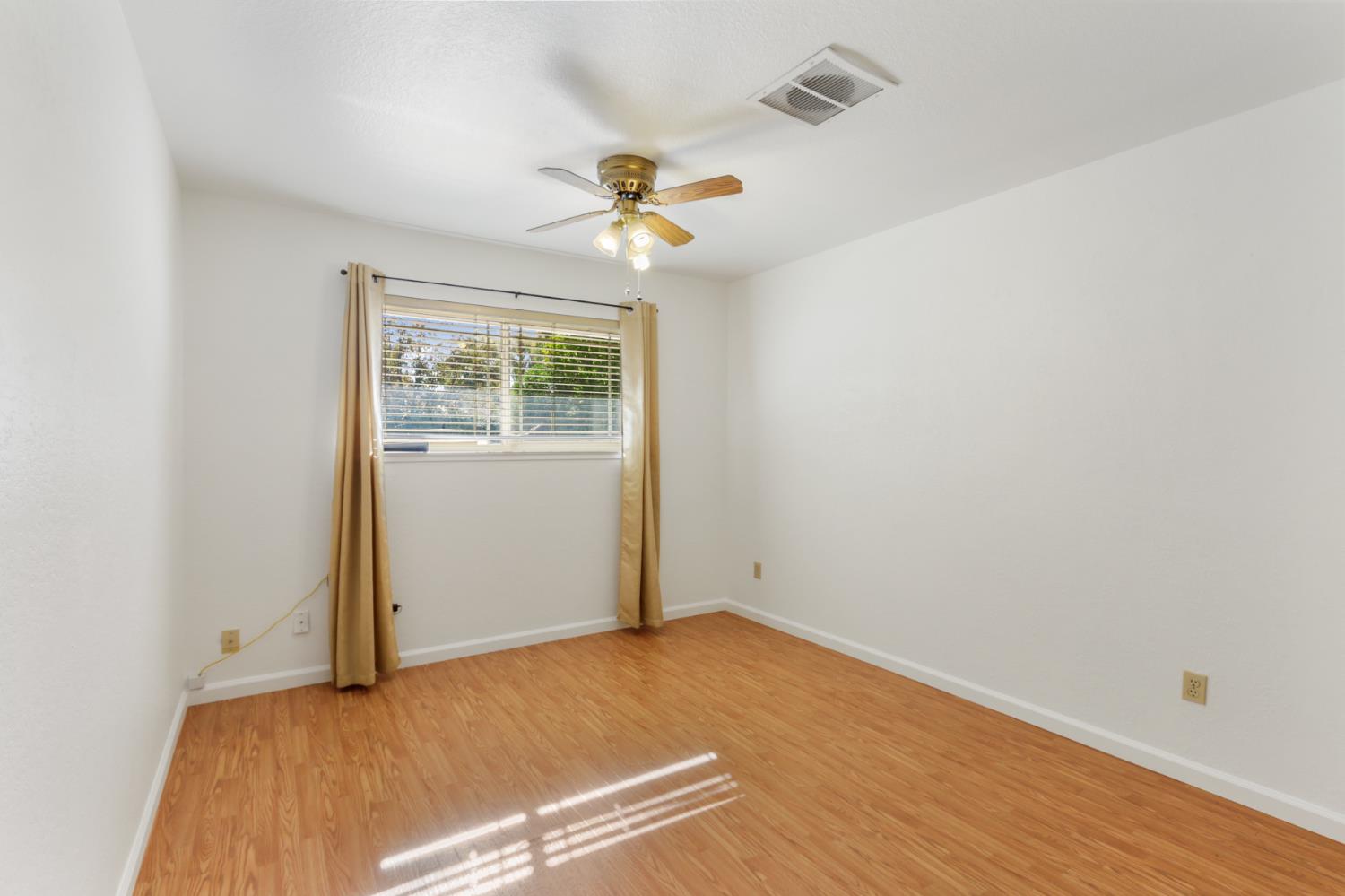 9018 El Oro Plaza Drive