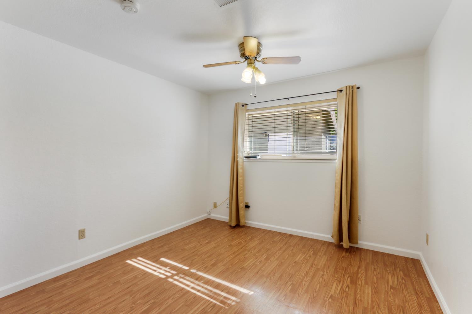 9018 El Oro Plaza Drive