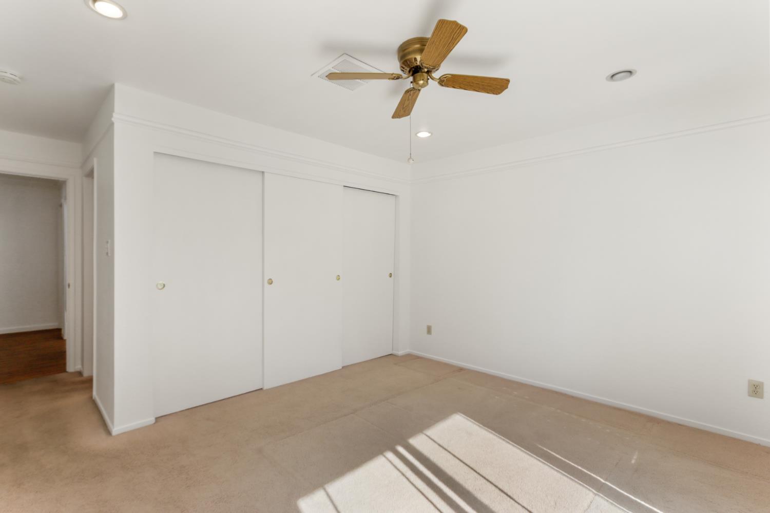 9018 El Oro Plaza Drive