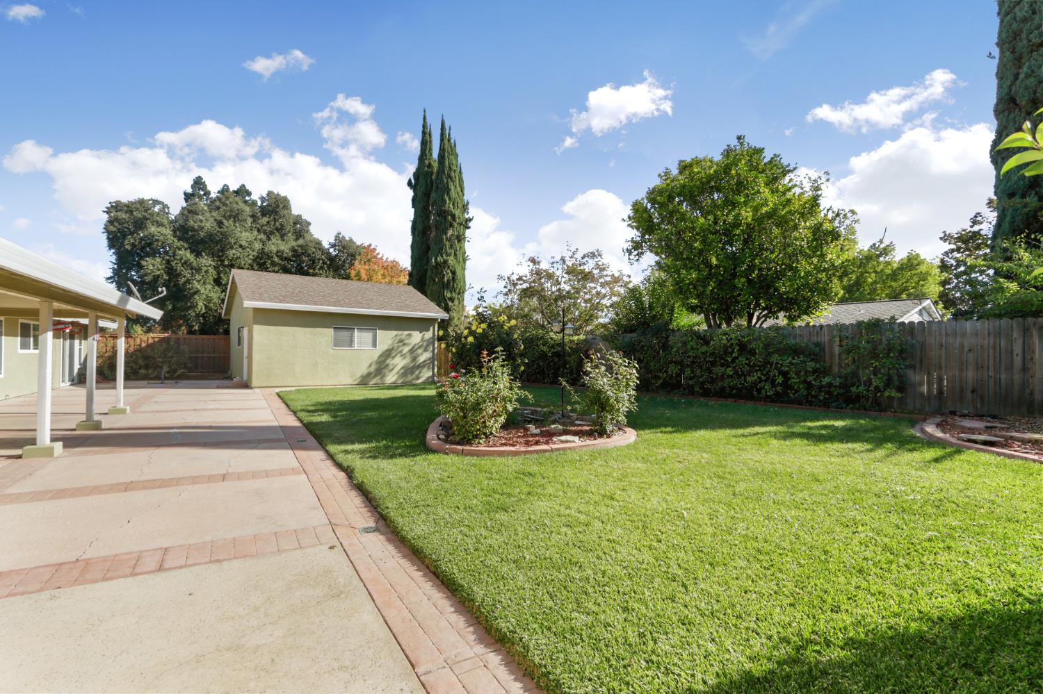 9018 El Oro Plaza Drive