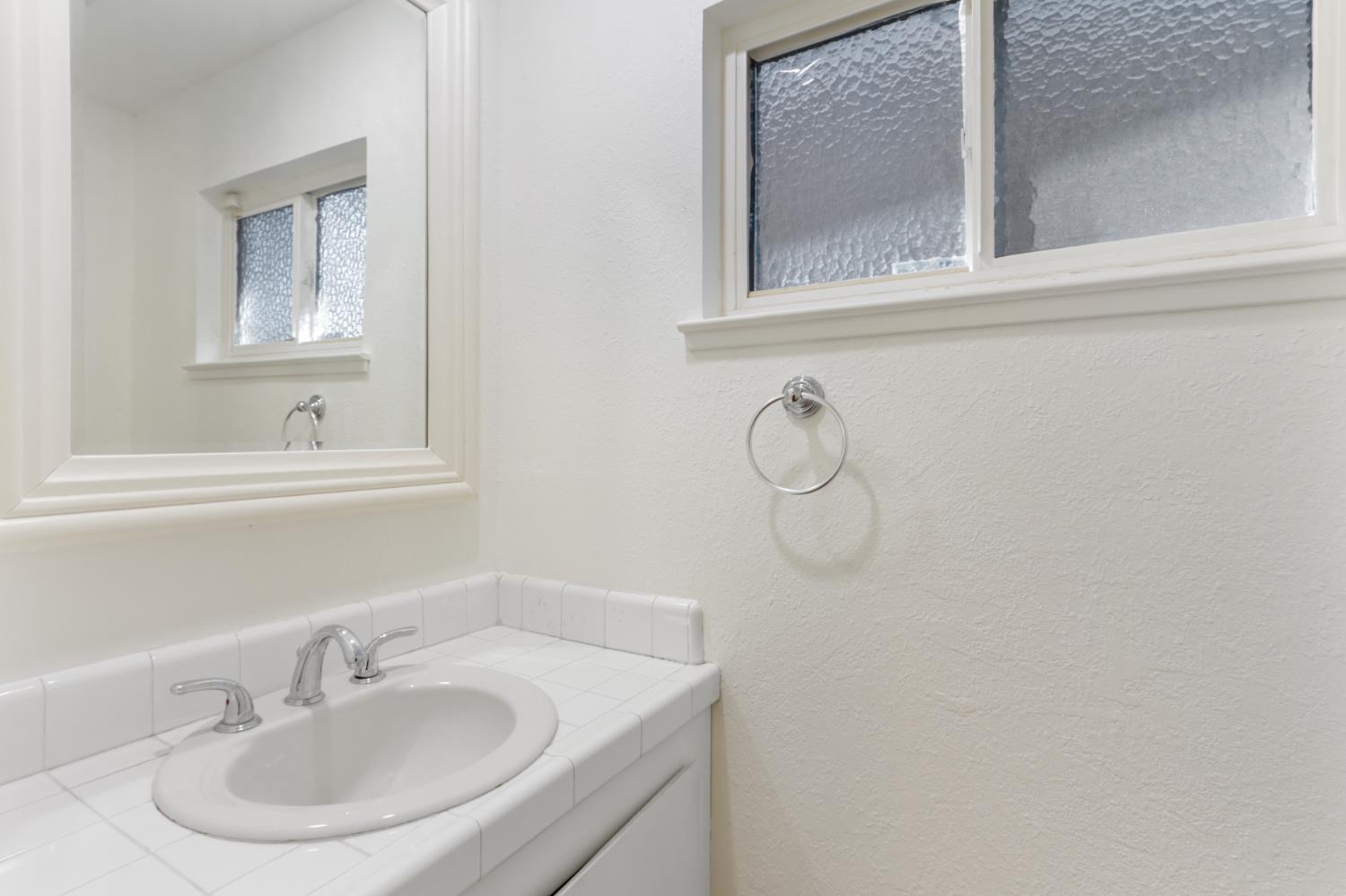 9018 El Oro Plaza Drive