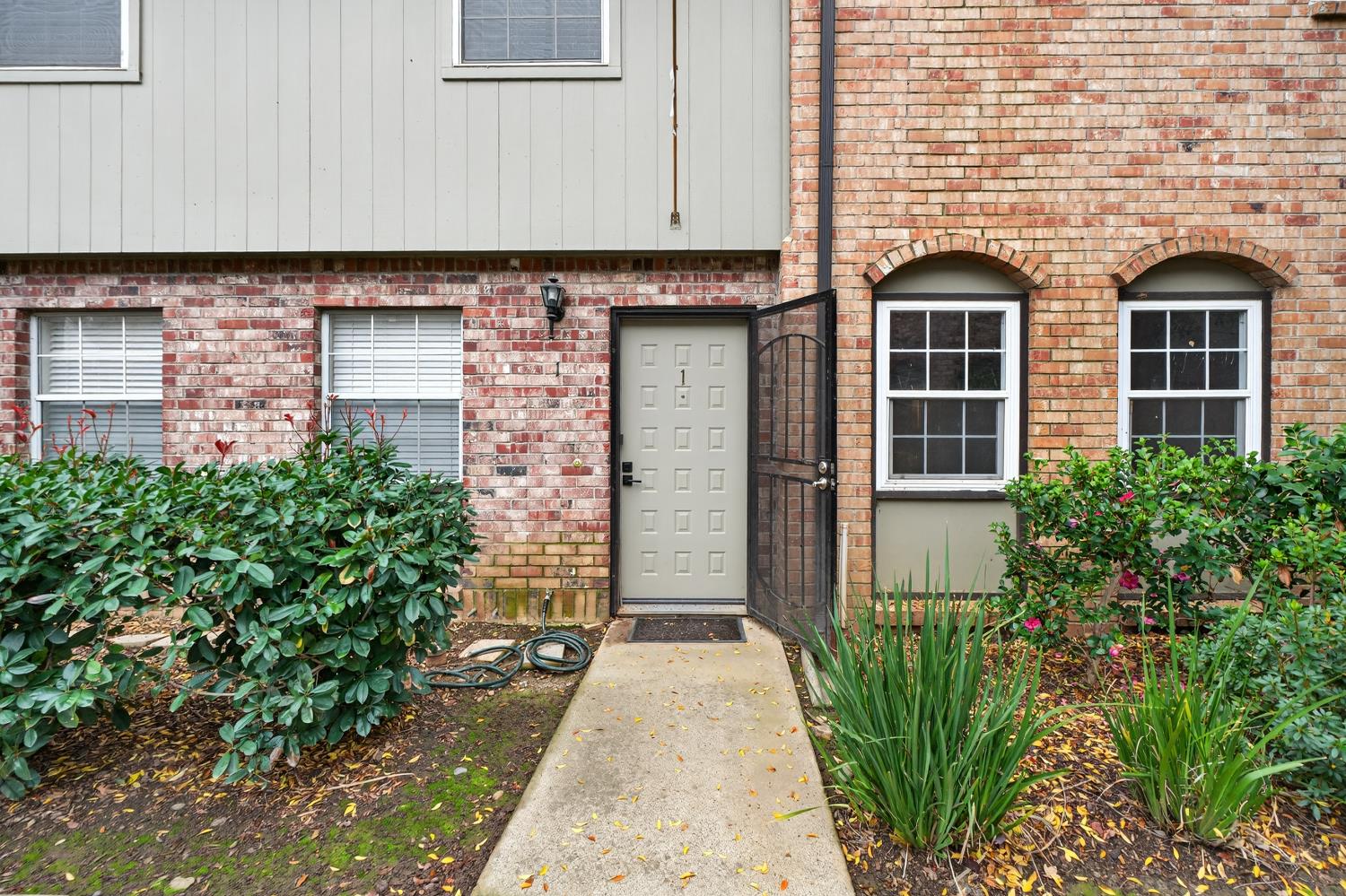 1977 Benita Drive 1