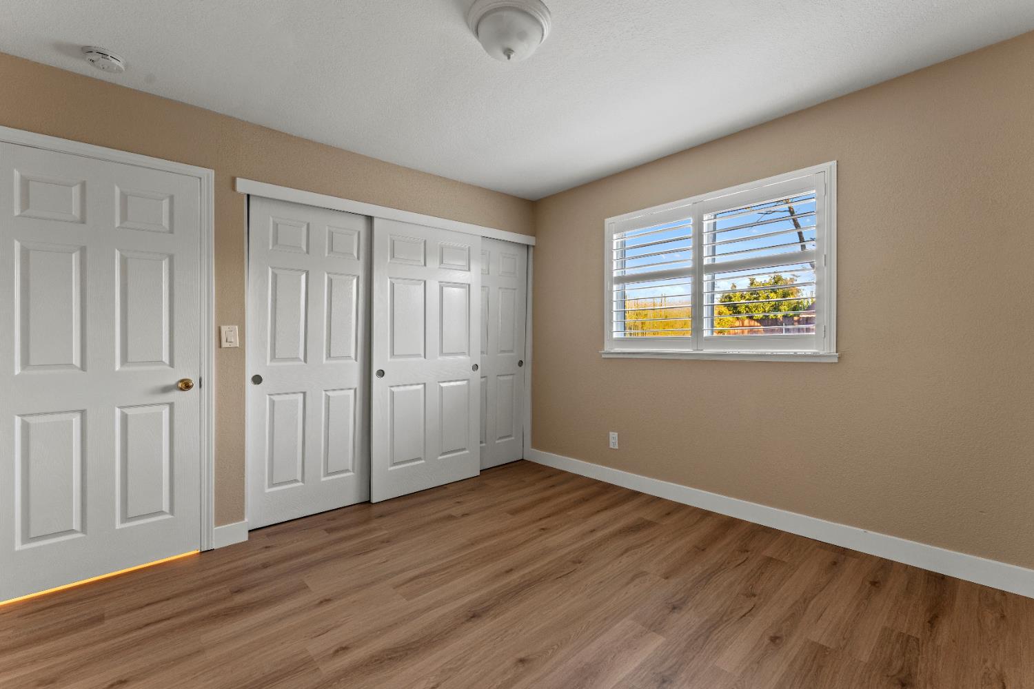 8631 Hummingbird Way