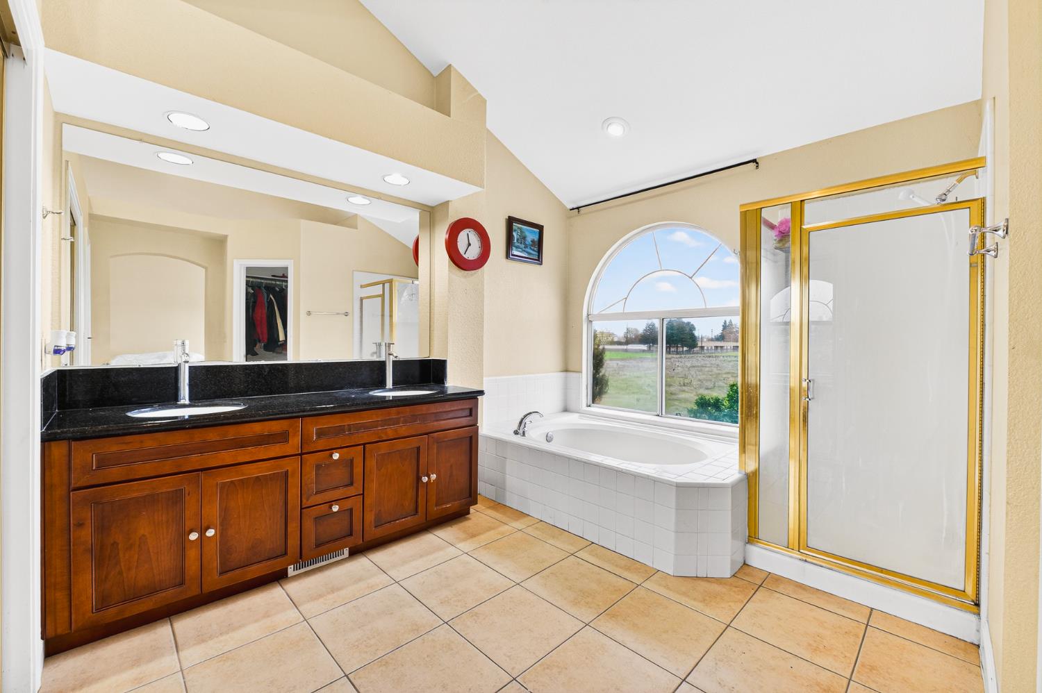 8880 Inisheer Way
