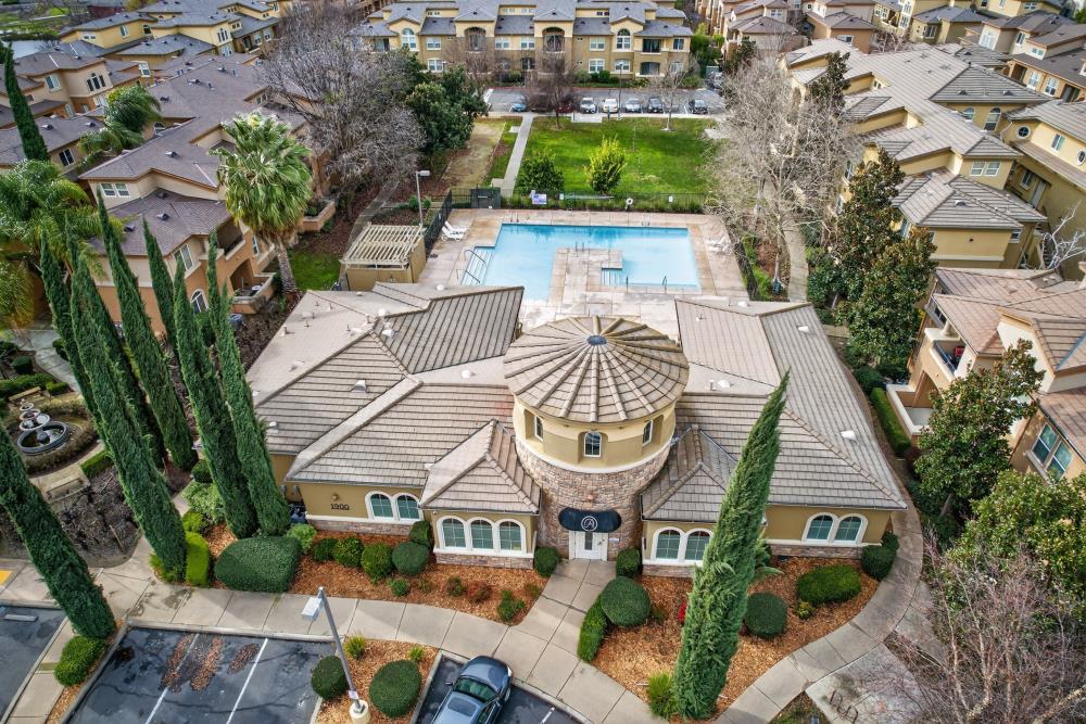 1900 Danbrook Drive 516