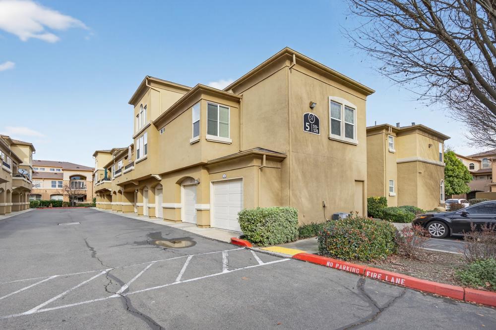 1900 Danbrook Drive 516