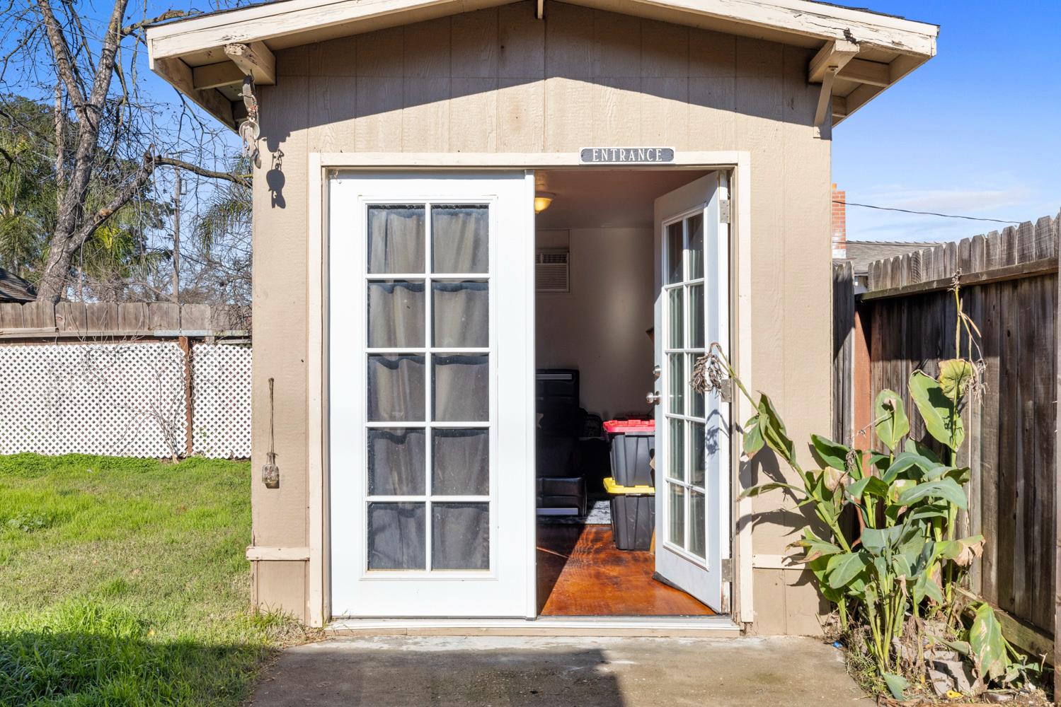 515 E Street