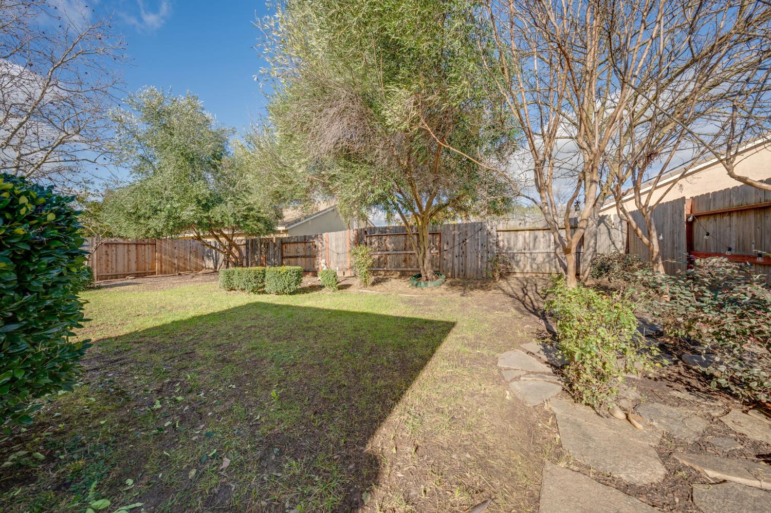 9904 Prairie Dunes Way