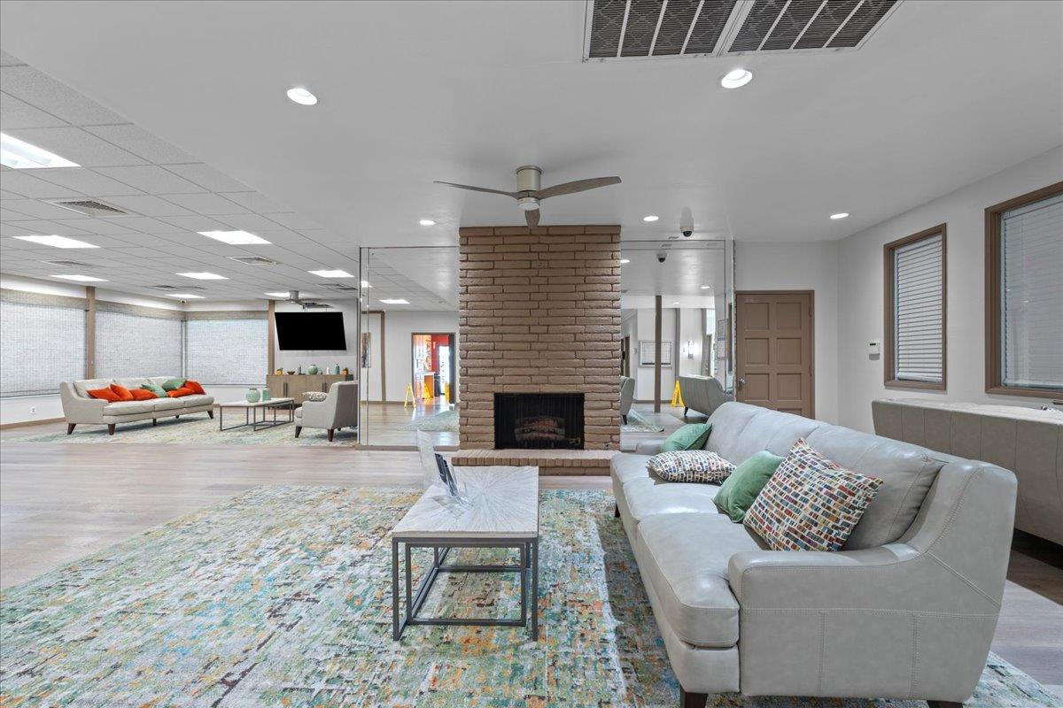 6300 Election Lane 118