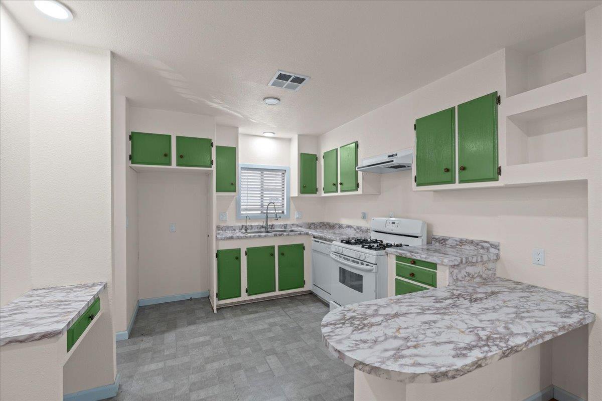 6300 Election Lane 118