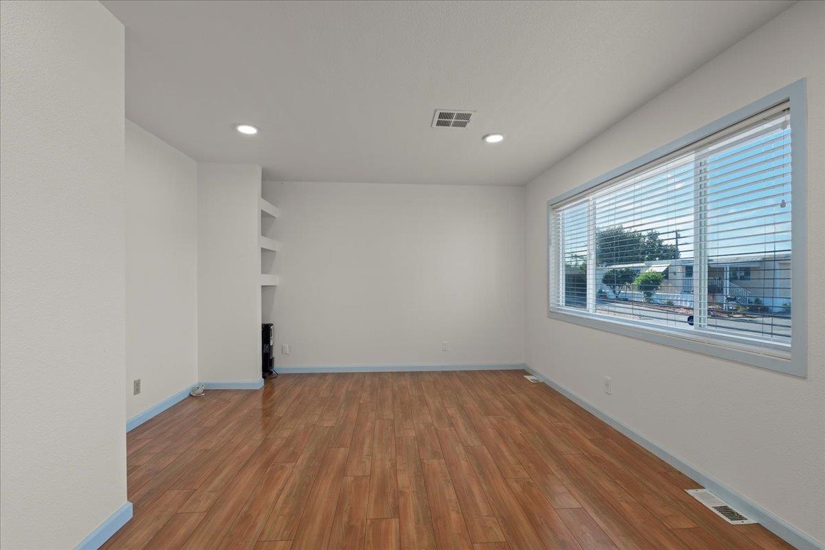 6300 Election Lane 118