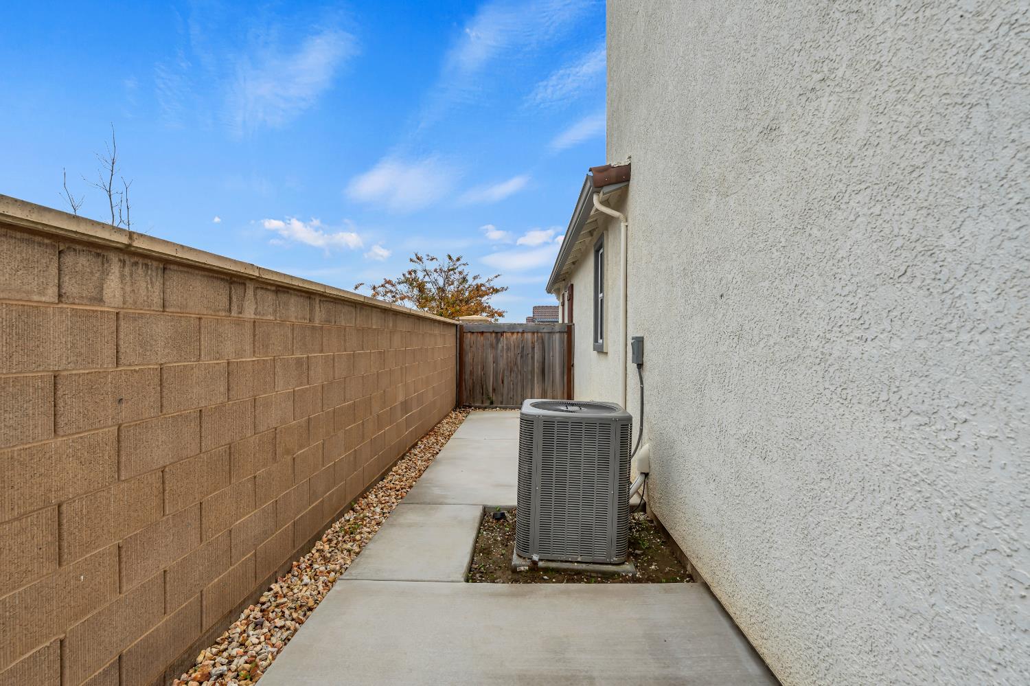 10398 Costa Nova Circle