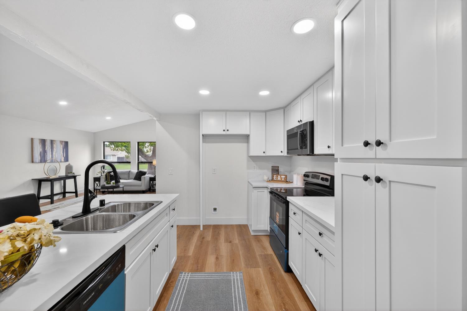 7717 VALLEY WOOD Drive