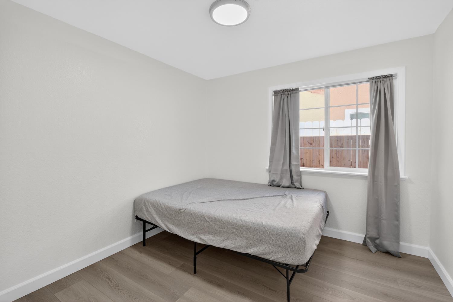 7821 SCOTTSDALE Drive