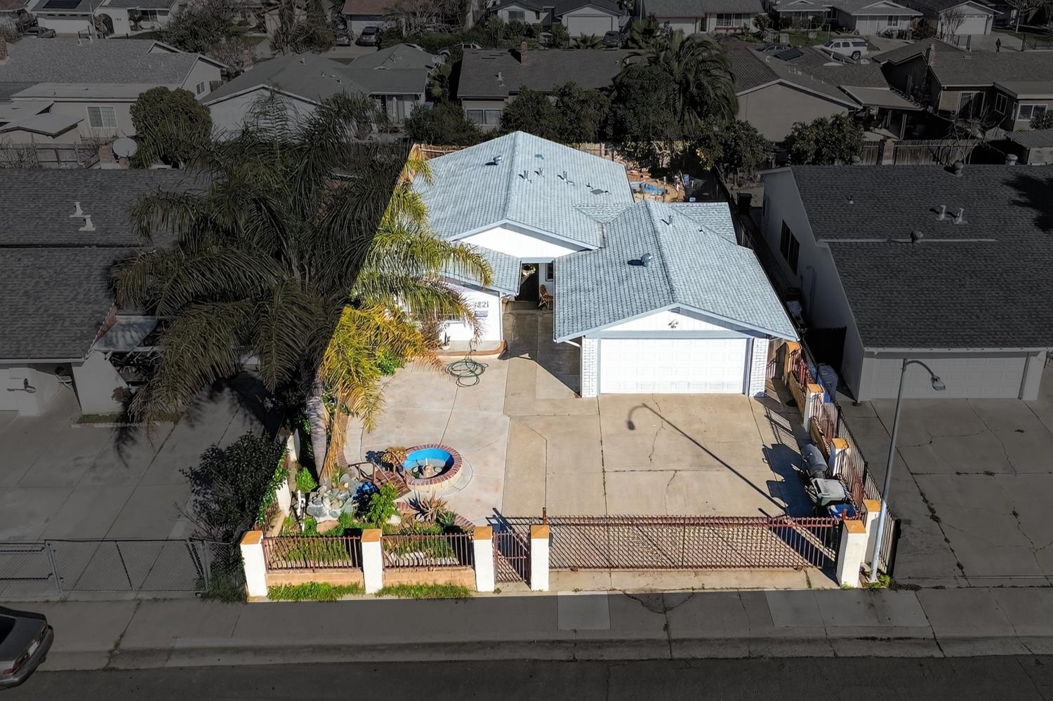 7821 SCOTTSDALE Drive